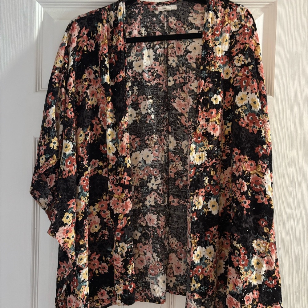 Maurices Multicolor Floral Kimono